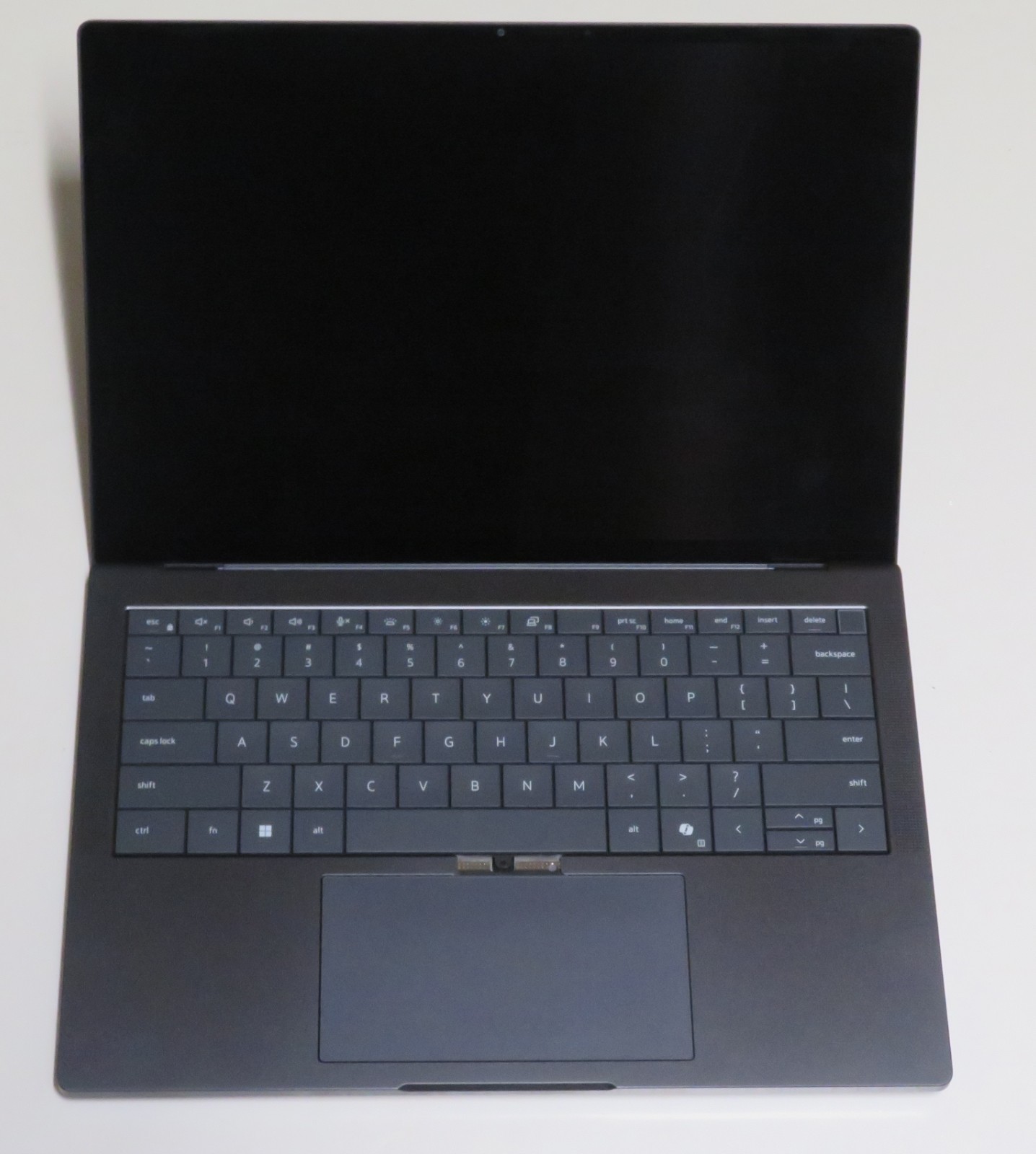Dell Pro Max Premium MA14250 14″QHD+Touch Intel Ultra 7 225H 32GB RAM 1TB SSD