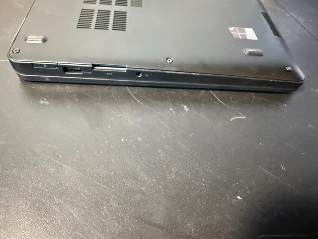 Dell Latitude E7470 i5-6300U 256GB SSD 8GB RAM (No Charger Included)
