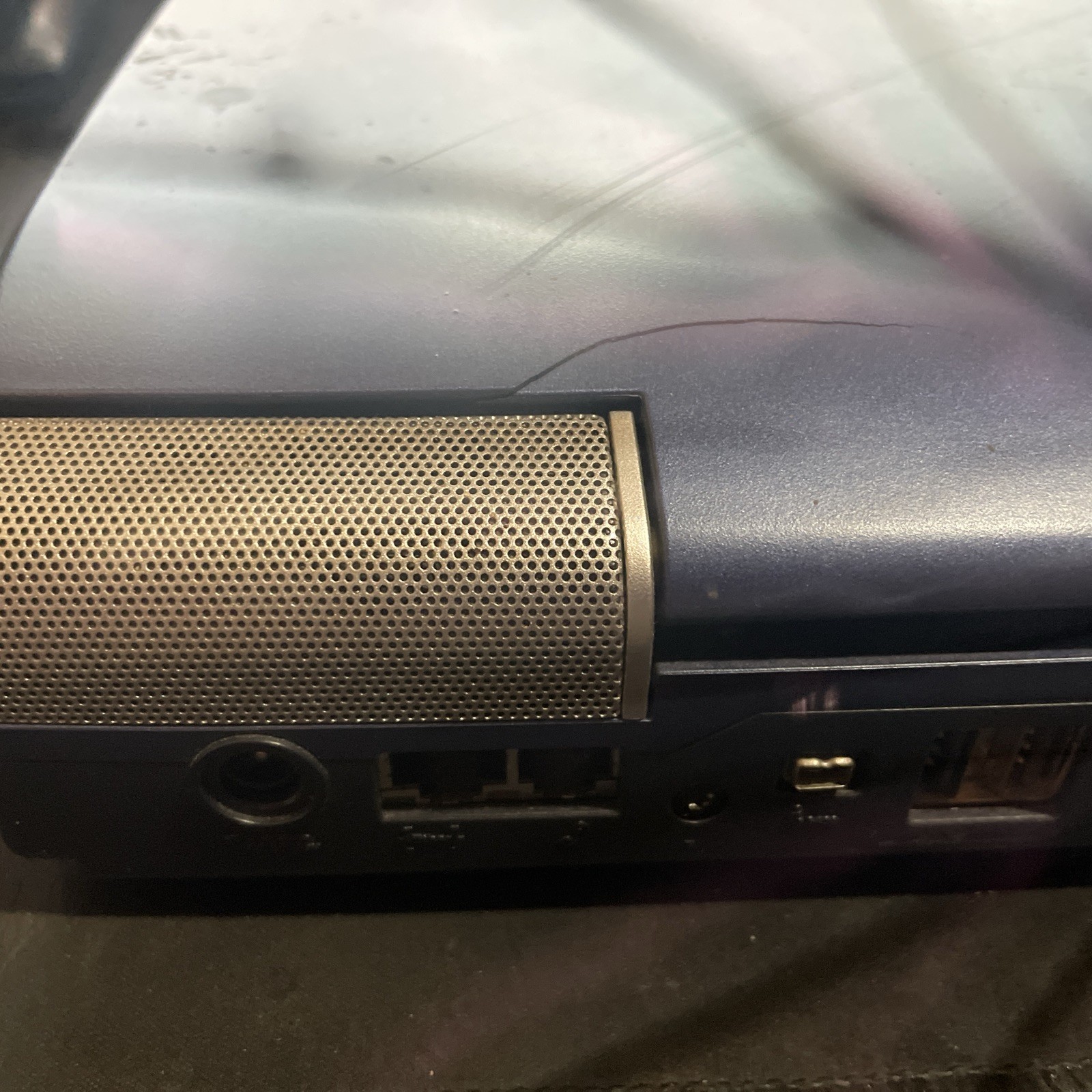 VINTAGE TOSHIBA SATELLITE PENTIUM 4 RARE, not tested