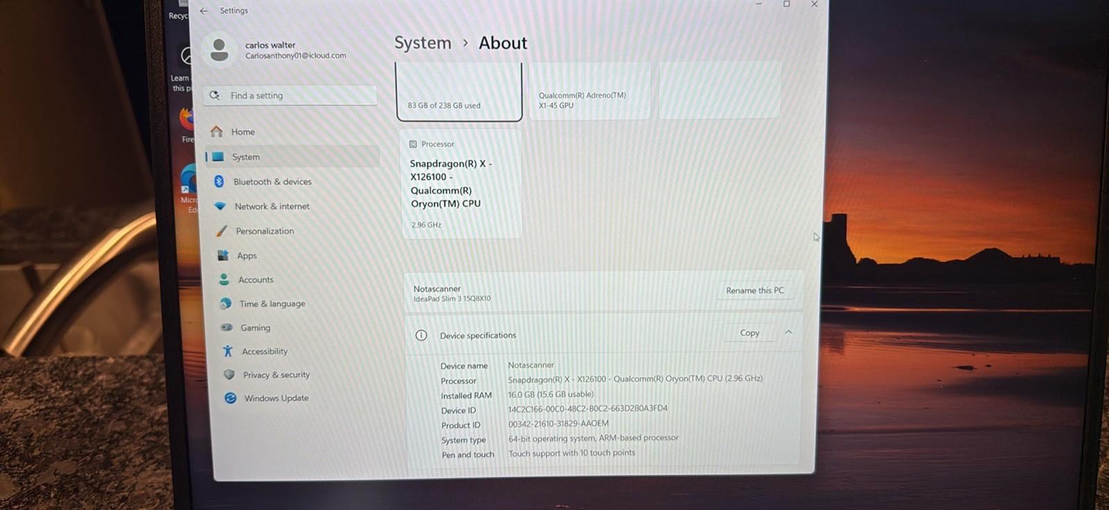Lenovo IdeaPad Slim 3 15Q8X10 15.6in Snapdragon X 16GB 238GB SSD