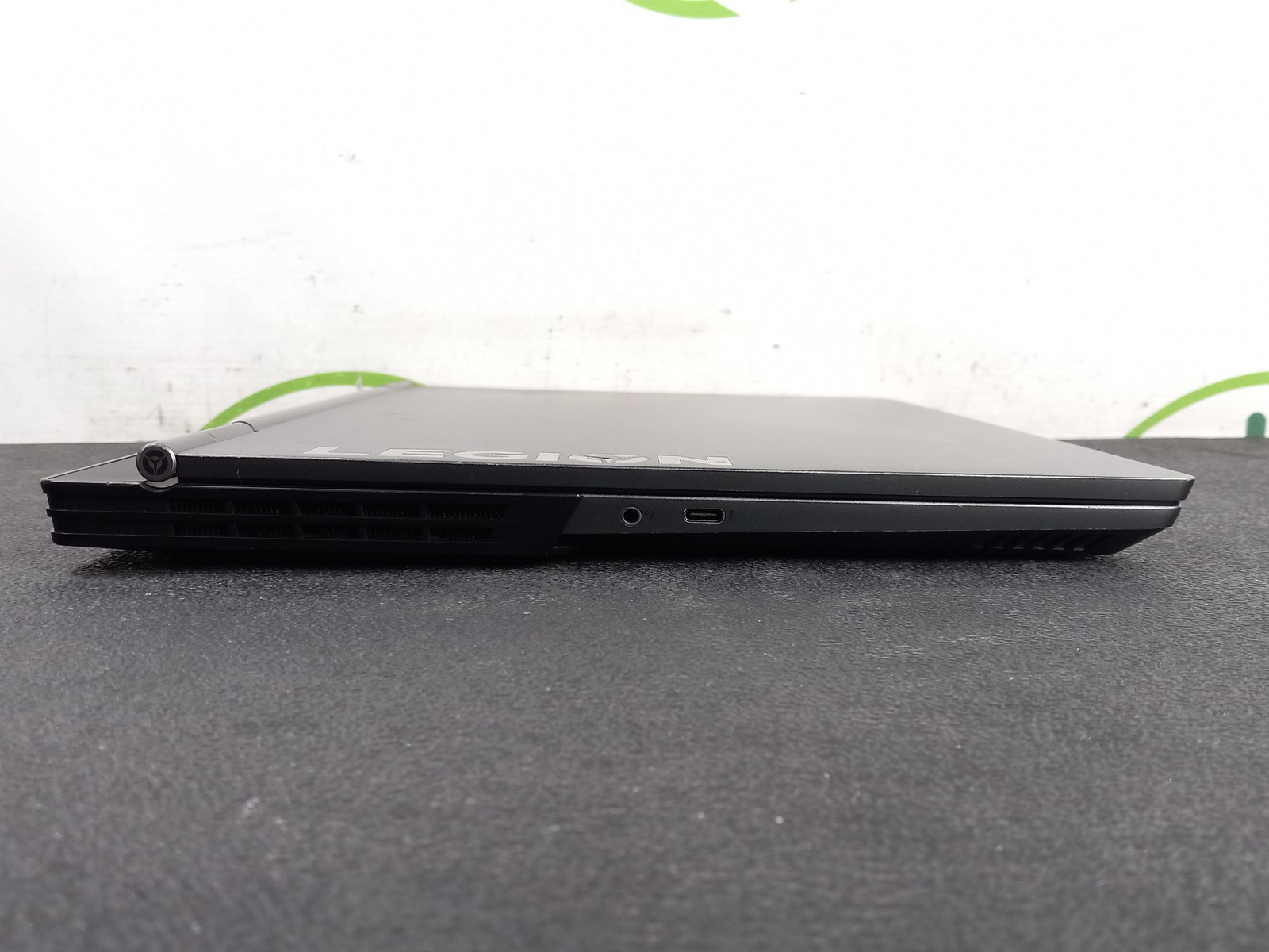 Lenovo Legion Y740-15IRHg 15.6″ i7-9750H 32GB Ram 512GB SSD Laptop Win11