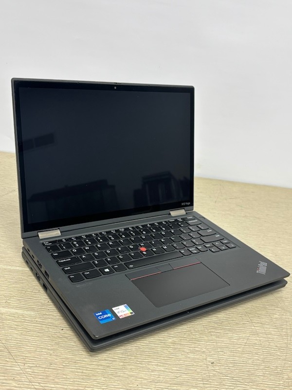 2x Lenovo ThinkPad X13 Yoga Gen 2 13.3″ i7-1165G7 2.80Ghz 16GB 512GB SSD W11P