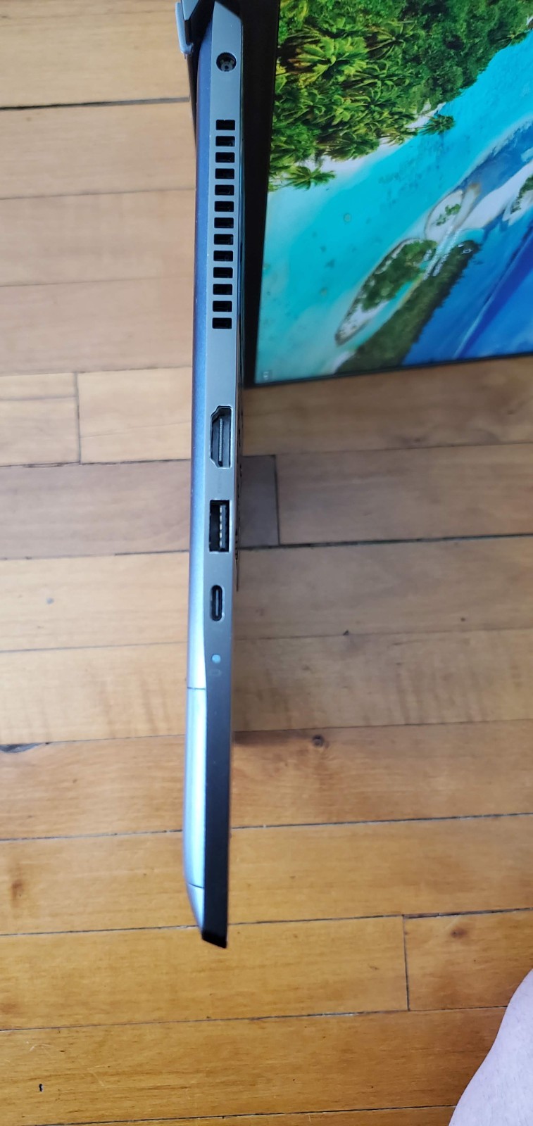 Dell Vostro 15 7510 15.6″ i7-11800H@2.3GHz, 16GB RAM, 512GB