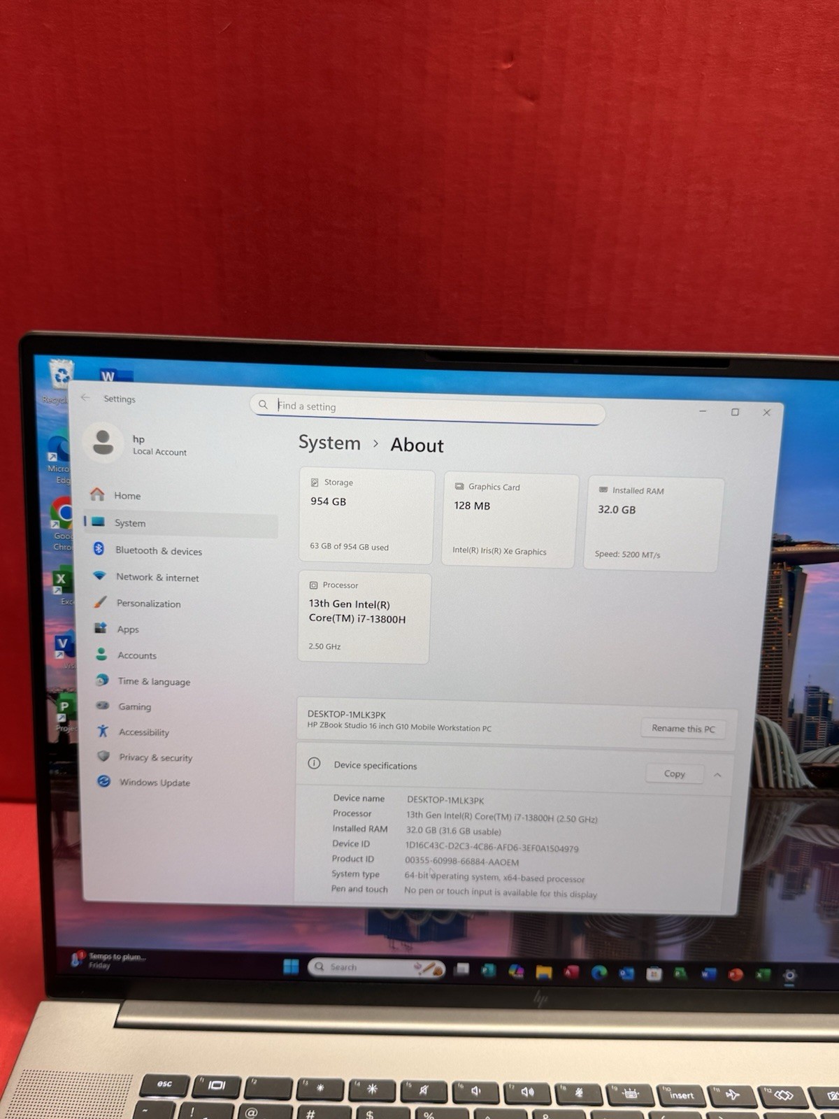 HP ZBook Studio G10 16″ 4K+ 13th I7-13800H 2500Mhz 1TB SSD 32GB Windows Pro
