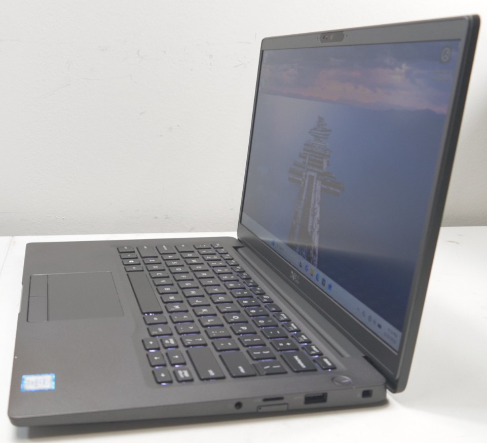 Dell Latitude 7400 14 inch (256GB, Intel Core i5 8th Gen 1.60GHz, 8GB) Win 11