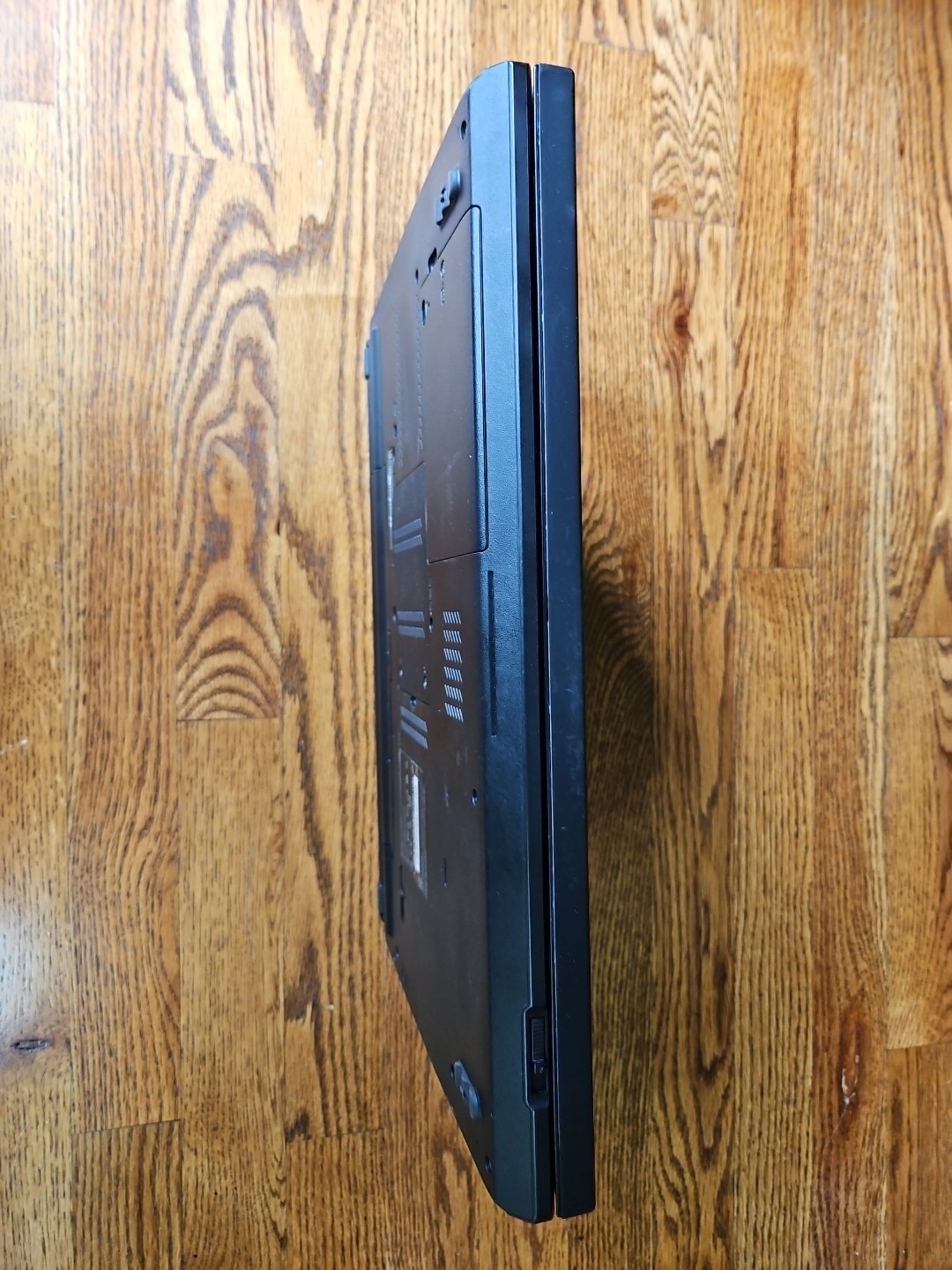Lenovo ThinkPad T520 i5-2520M 2.5GHz 8GB Ram 120 GB SSD Win 7 pro. Ready to Use
