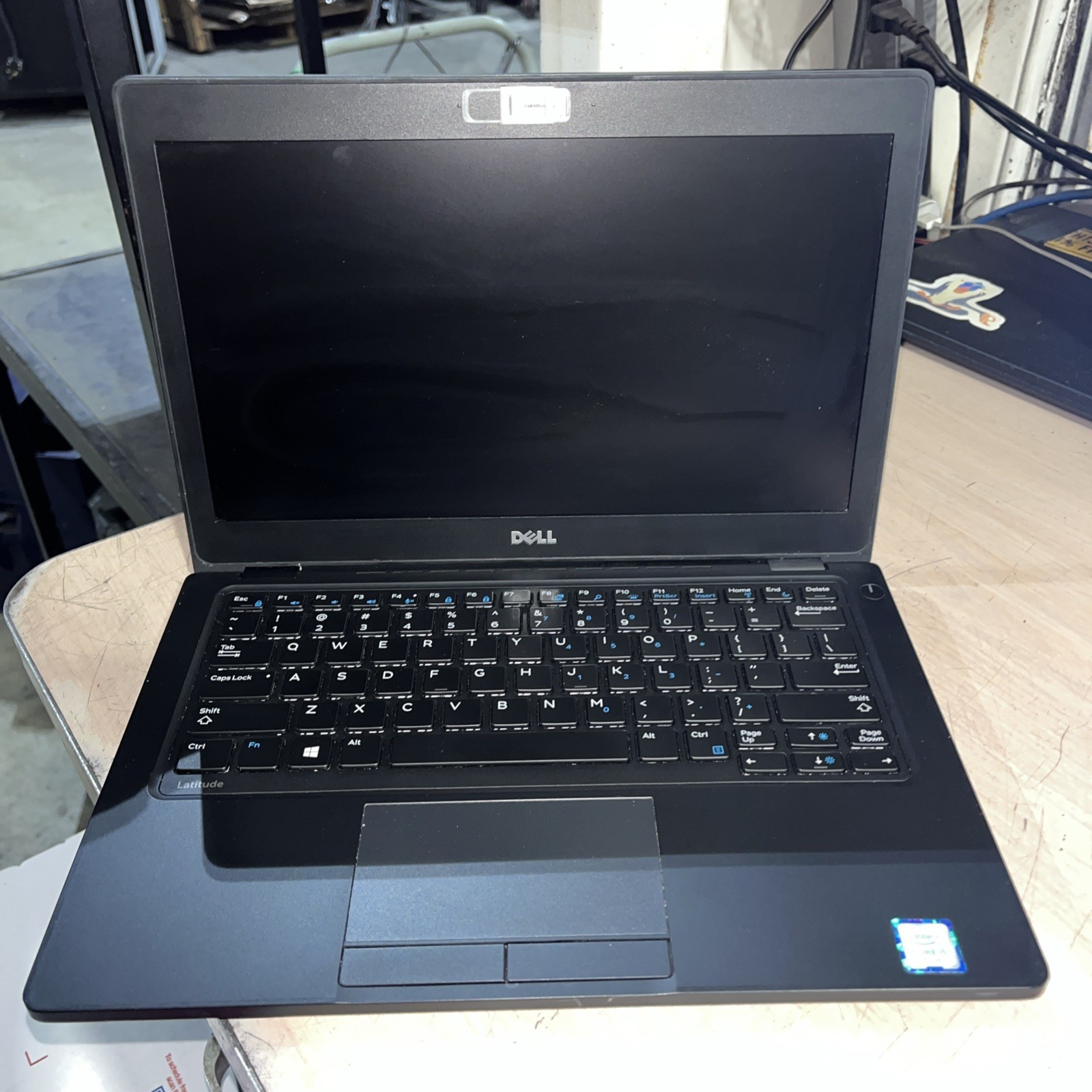 DELL LATITUDE 5280 INTEL CORE I5-7300U 2.60GHZ 8GB RAM NO HD