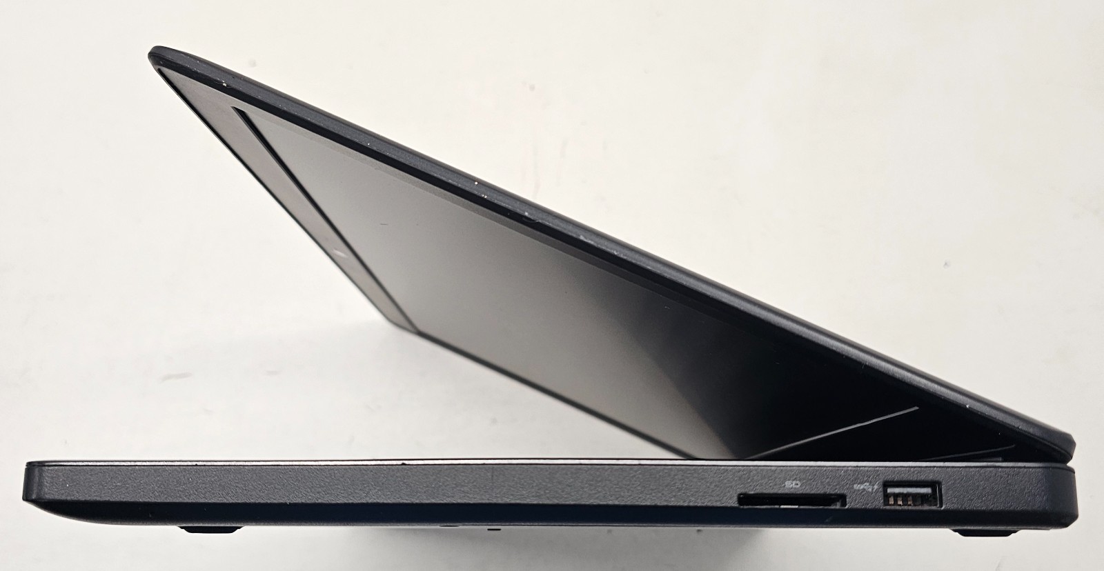 Dell Latitude E5550 15.6″ Laptop Intel Core i5-5200U 4GB Ram NO HD/OS/BATT (FL)