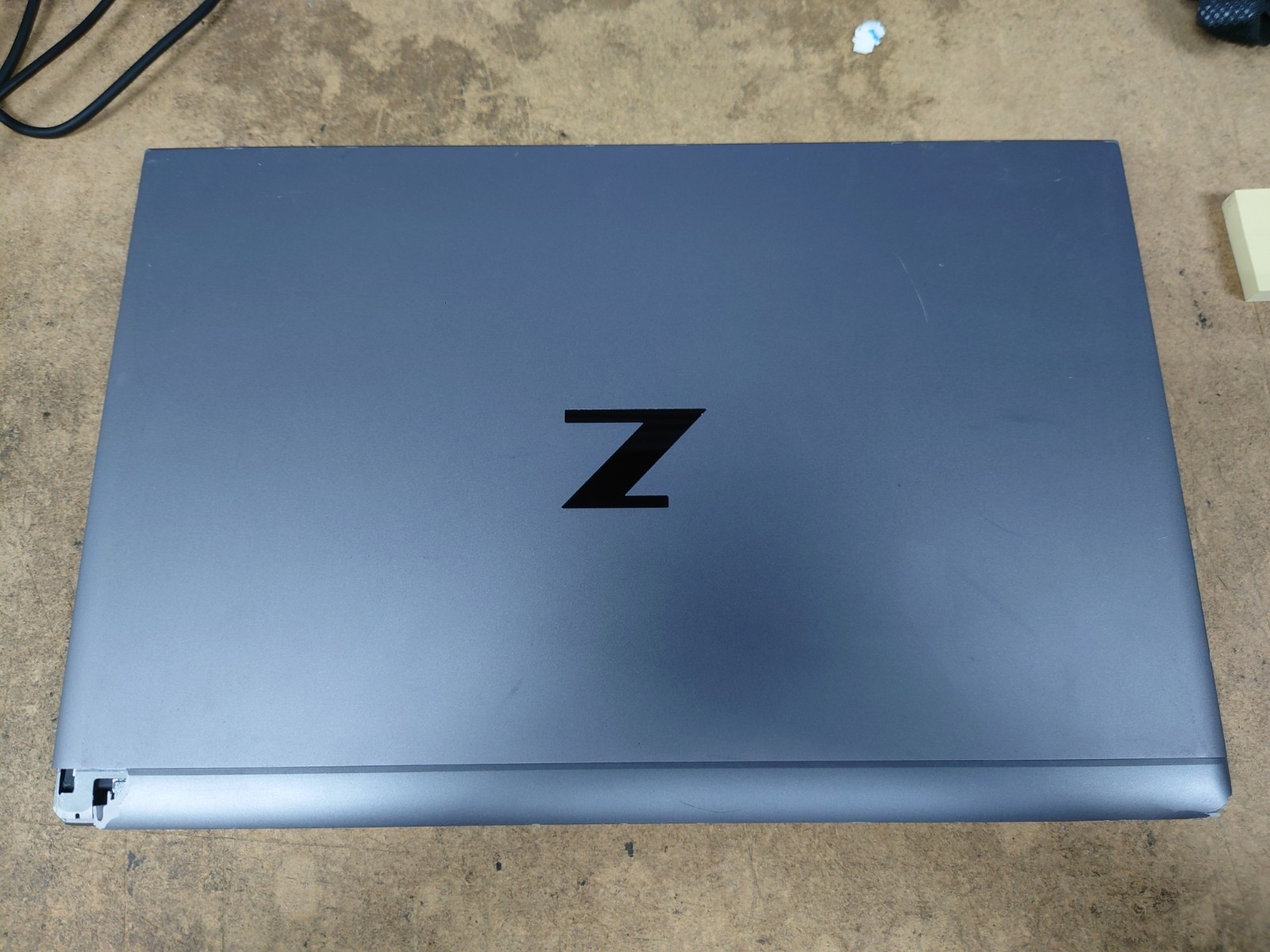 HP ZBook Firefly 14 G7 14″ FHD i5-10310u 16GB RAM 256GB SSD No OS