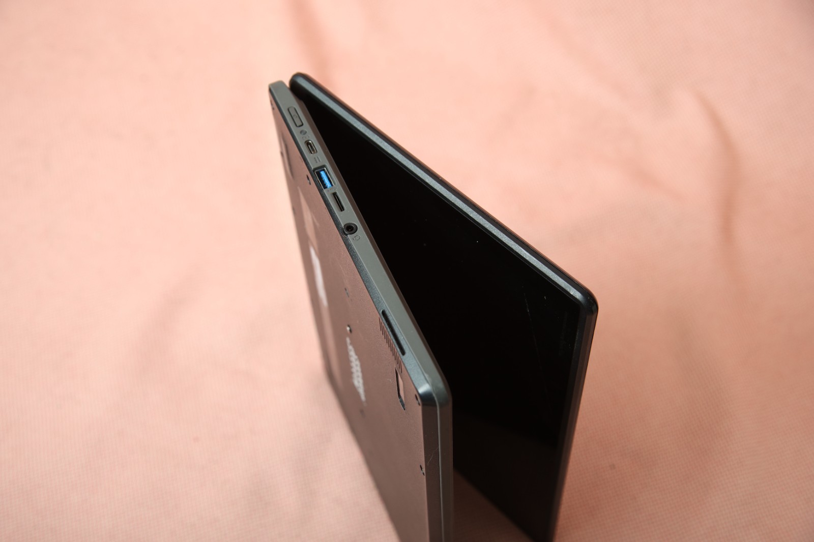 Acer R751T 11.6″ Chromebook R751T-C4XP Celeron N3350 4GB RAM 32GB eMMC