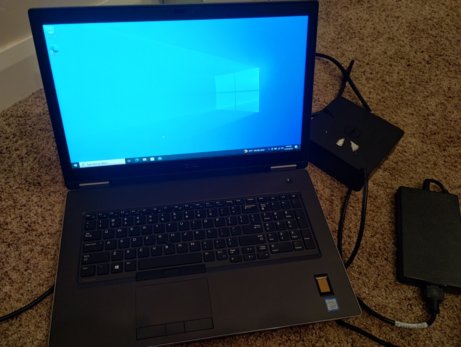 Dell Precision 7740 FHD i9-9980H | 32GB Ram | Dock Station | AC adapter