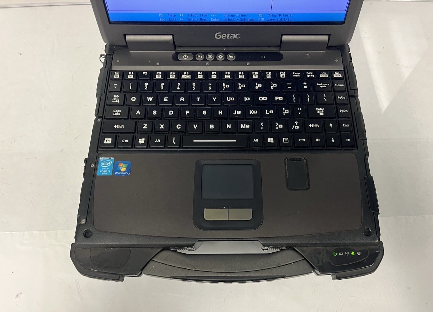 Getac B300 G5 Rugged Touch 13.3″ i5-4300M 2.60GHz 4GB Ram 128GB SSD 14869 Hours