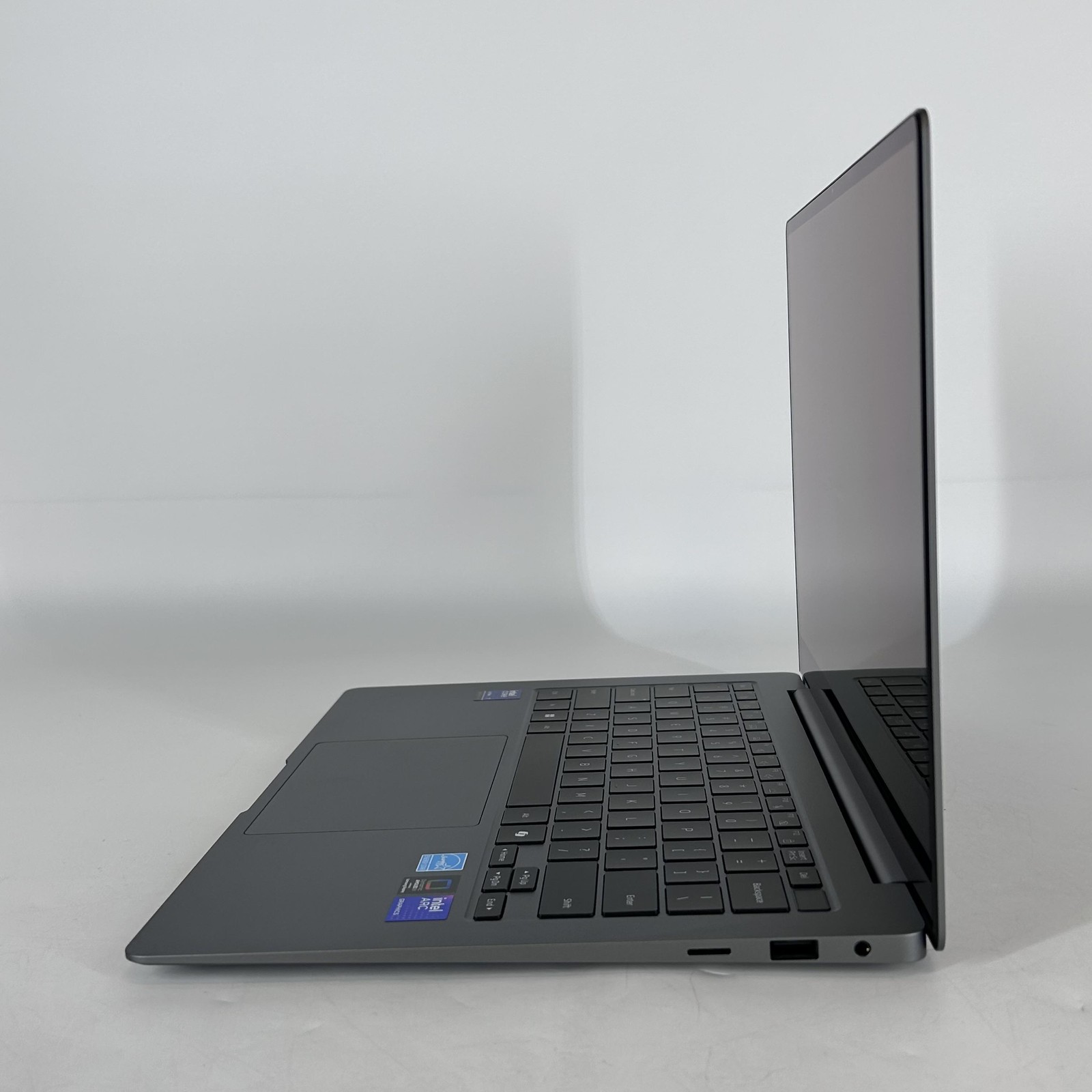 Samsung Galaxy Book5 Pro 14 Gray QHD+ TOUCH 2.2 GHz Ultra 7 256V 16GB 512GB SSD