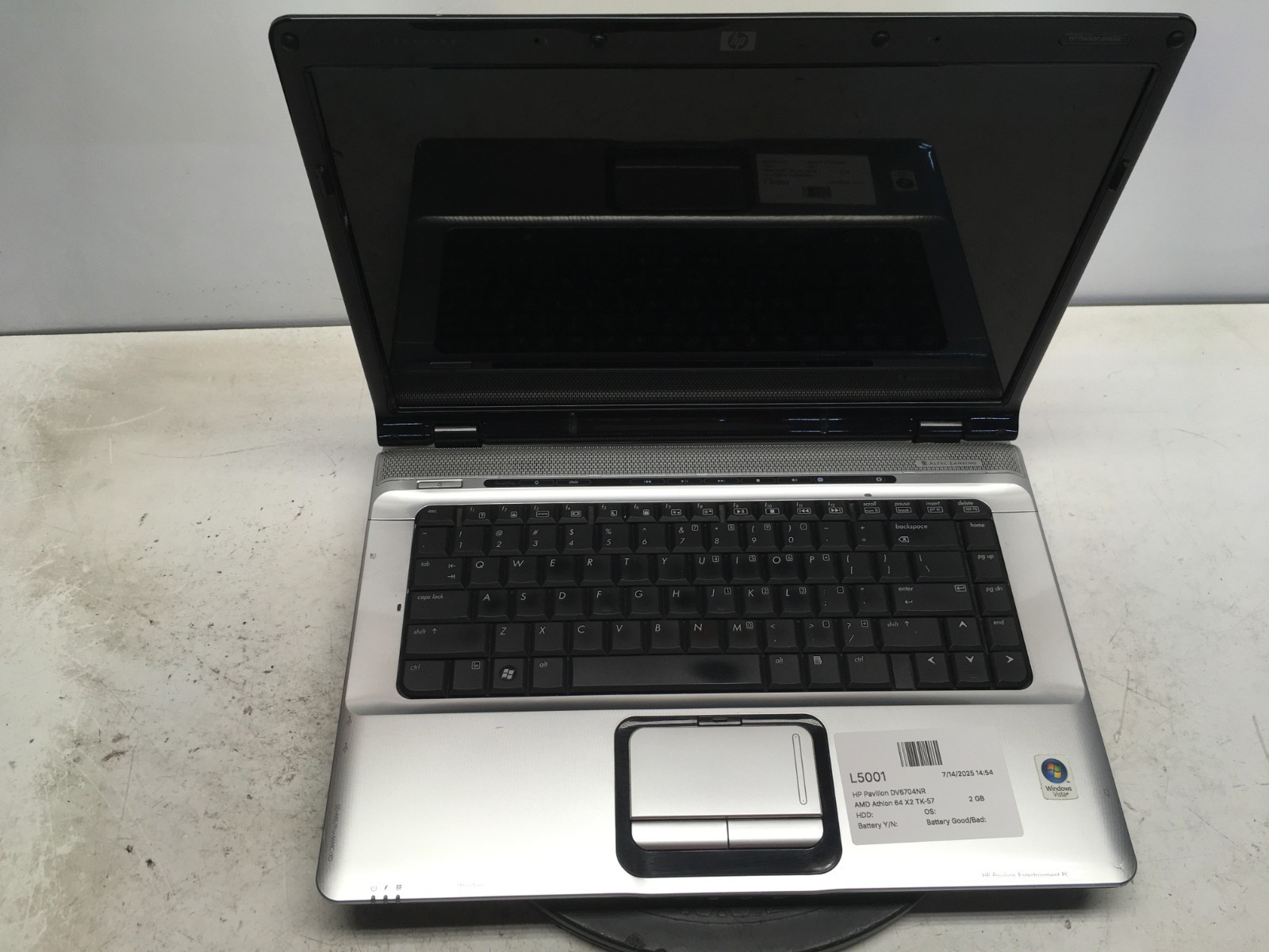 HP Pavilion DV6704NR AMD Athlon 64 X2 TK-57 1900MHz 2 GB NO HDD Dim Screen
