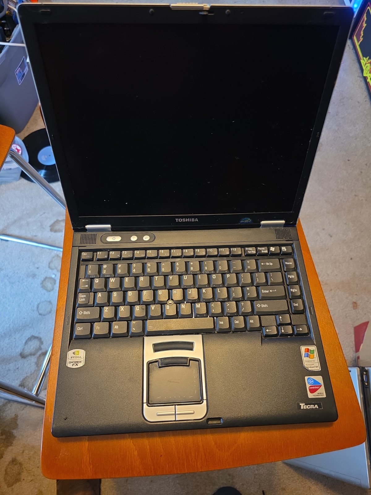 Vintage Toshiba Tecra M2 PTM20U Laptop – For Parts – *READ Set Of 4