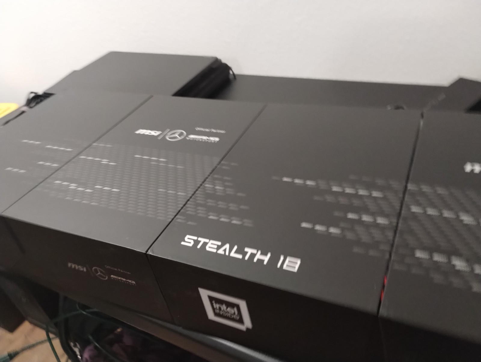 MSI Stealth 18 Mercedes-AMG A1VHG Gaming Laptop RTX 4080 96GB RAM Upgraded