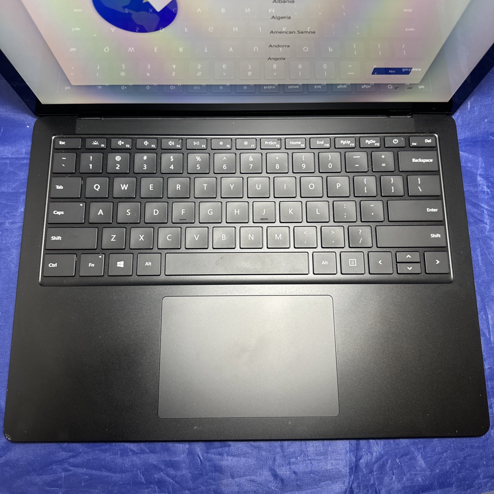 Microsoft Surface Laptop 3 13.5” 16GB 512GB i7-1065G7 1.30GHz Win 11 Pro