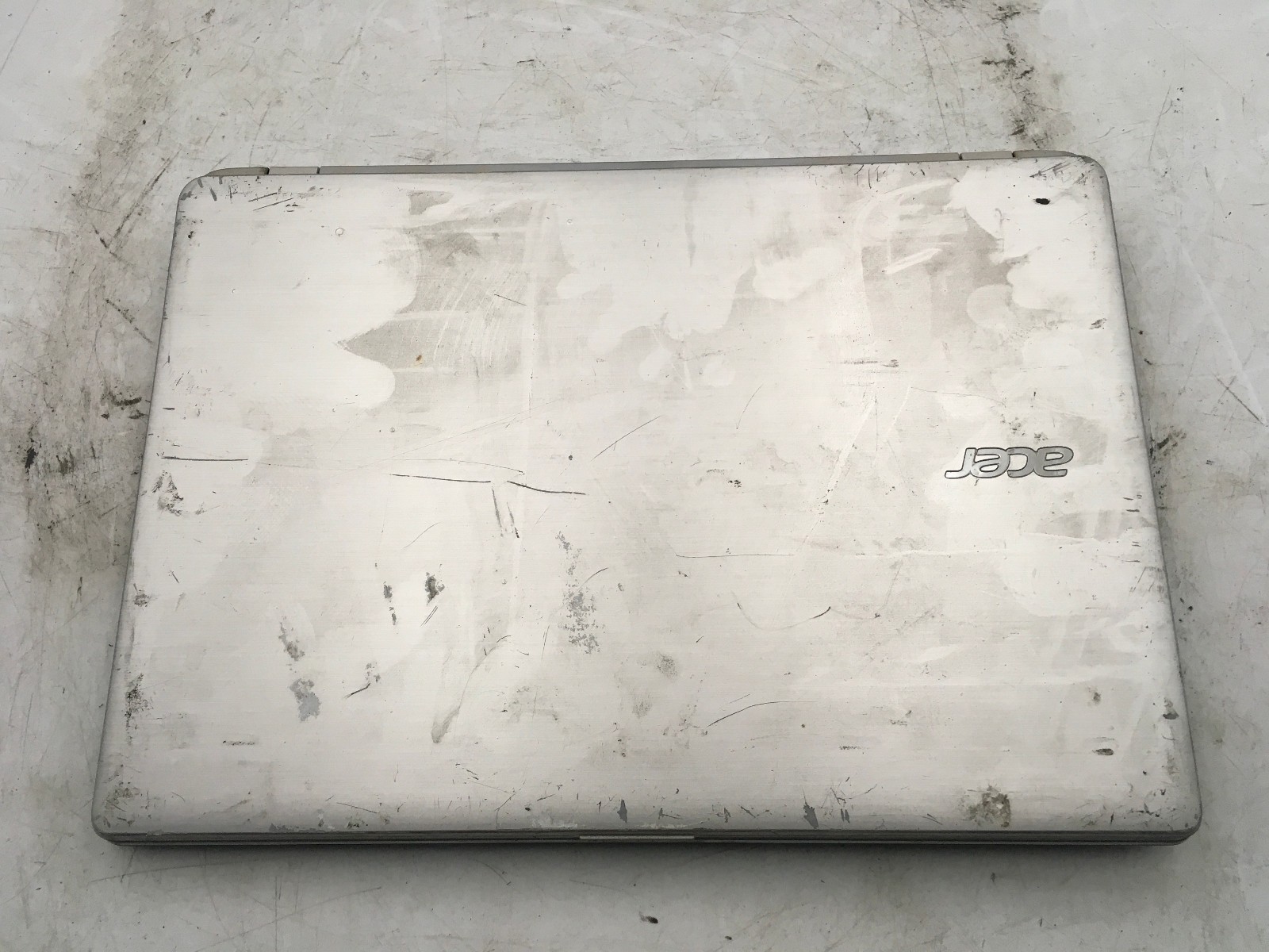 ACER ASPIRE V5 122P 0408 – FOR PARTS/NO POWER – AMD A4 1250 – 4GB RAM – READ -BB