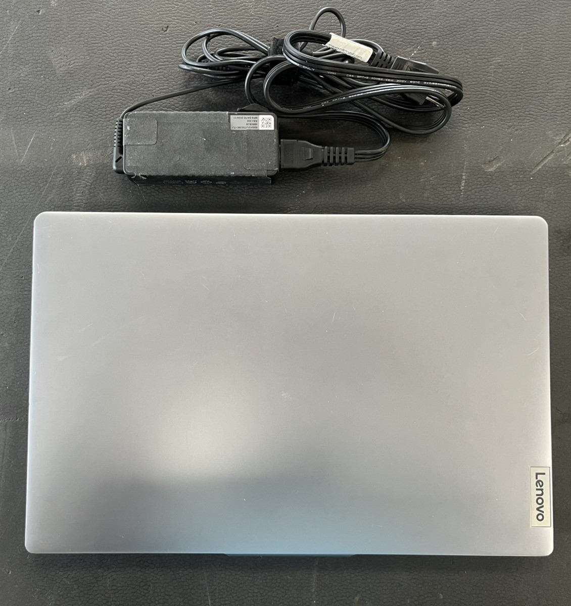Lenovo IdeaPad Slim 3 15IRU8 (PD4057837)