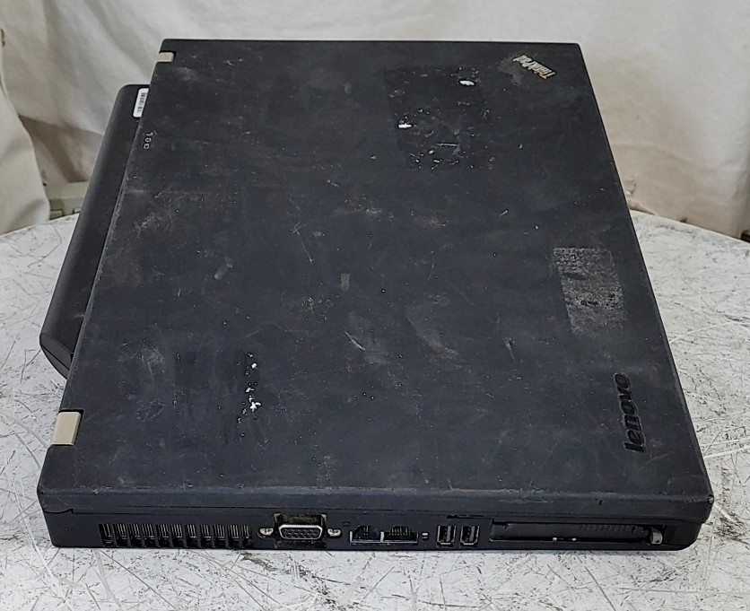 LENOVO ThinkPad R400 7440B41 Laptop Intel CORE2 DUO T5870 2GB 160GB