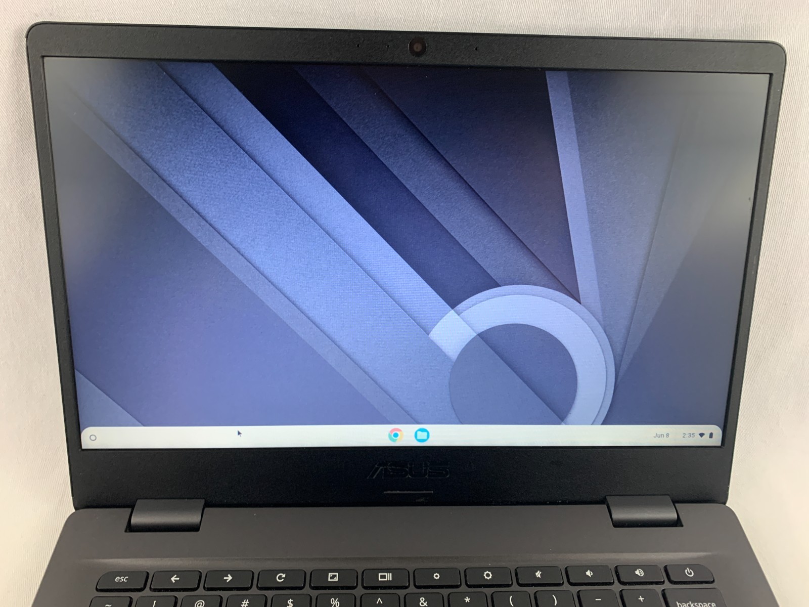 Asus C423NA Chromebook, Intel Celeron N3350 1.10GHz, 4GB RAM, 71% Battery