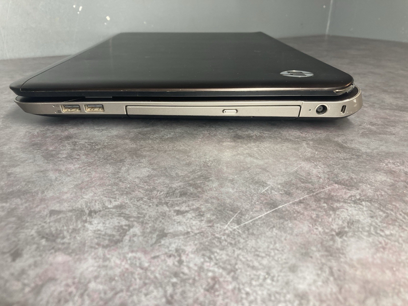 HP Laptop Intel Core I5. No Ram, SSD/HDD, OS, Or Batterie.