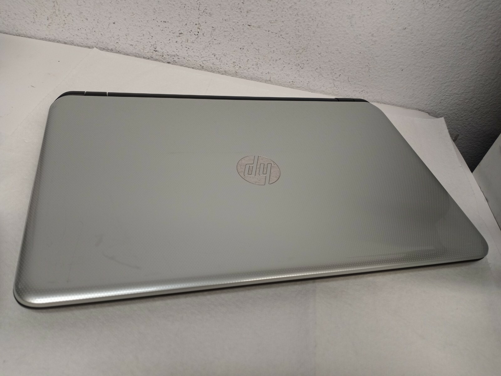 HP 15-1271WM 15.6″ Laptop Intel Pentium N3540 2.16GHz 8GB Ram 500GB HD DVD Win10