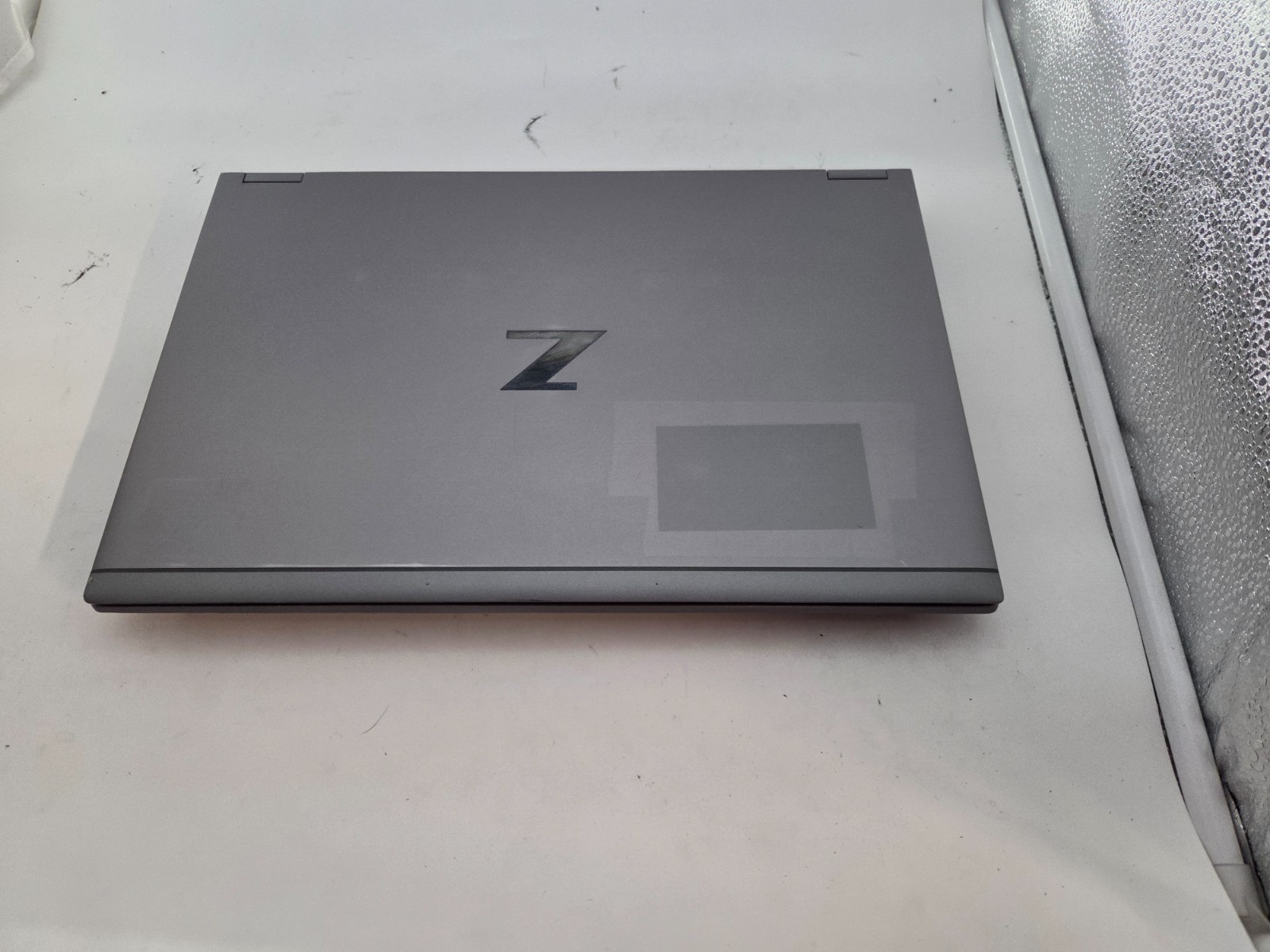 ZbookFuryG7 Gamer w/charger.Hybrid Gfx.i7-10850H(6Cores).16GB.256GB NVMe..15″FHD