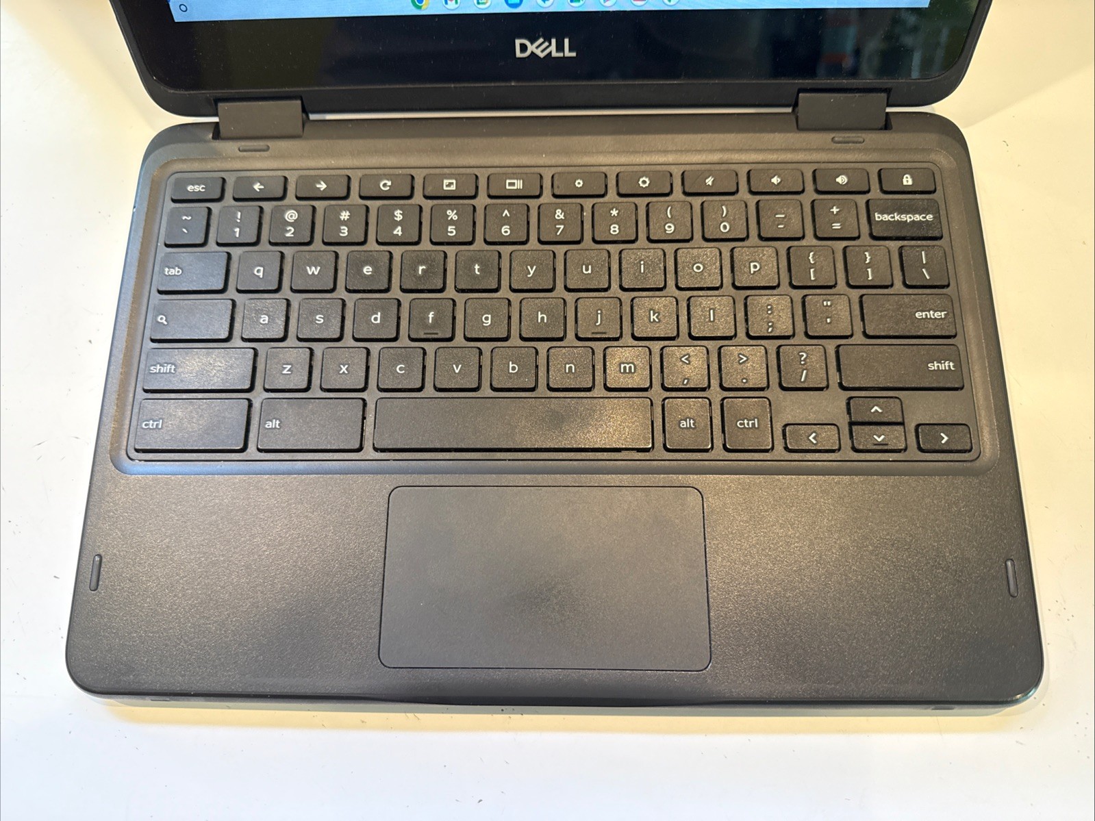 Dell 5190 2 in 1 Touchscreen Chromebook 11.6″ 4GB Ram 32GB SSD – Great!