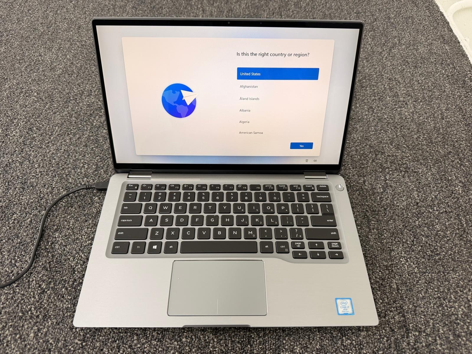 Dell Latitude 7400 2 in 1 Laptop/Tablet Core – i7-8665U 16GB 256GB SSD Touch
