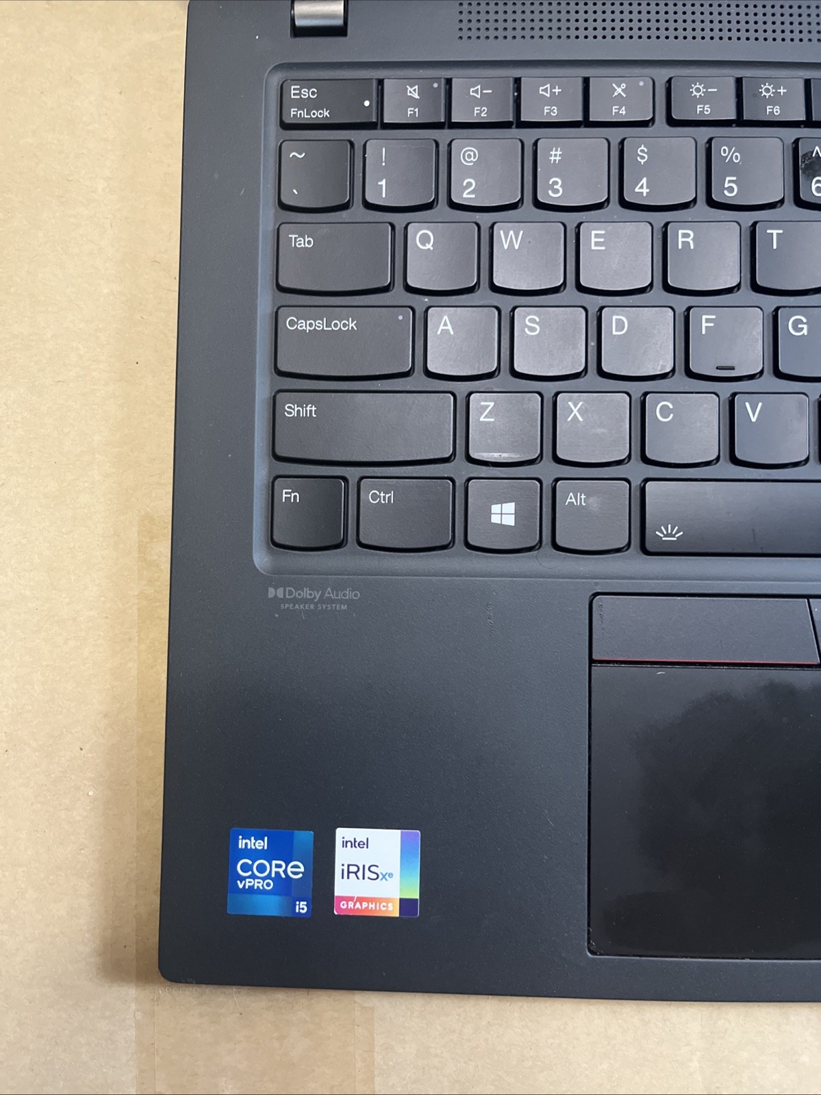 Thinkpad T14S Gen 2i – i5-1145G7 – 16GB DDR4 – 256GB NVME SSD – Linux Mint