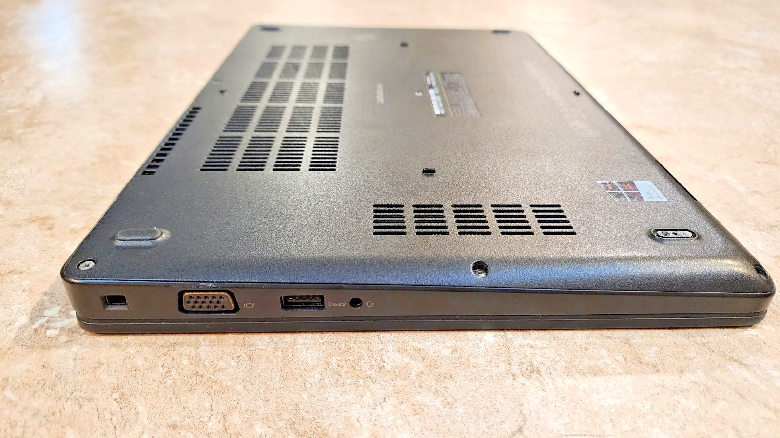 Dell Latitude 5480 14” Core i5-7300U 8GB RAM 128GB SSD HDMI Win 11 Pro Laptop