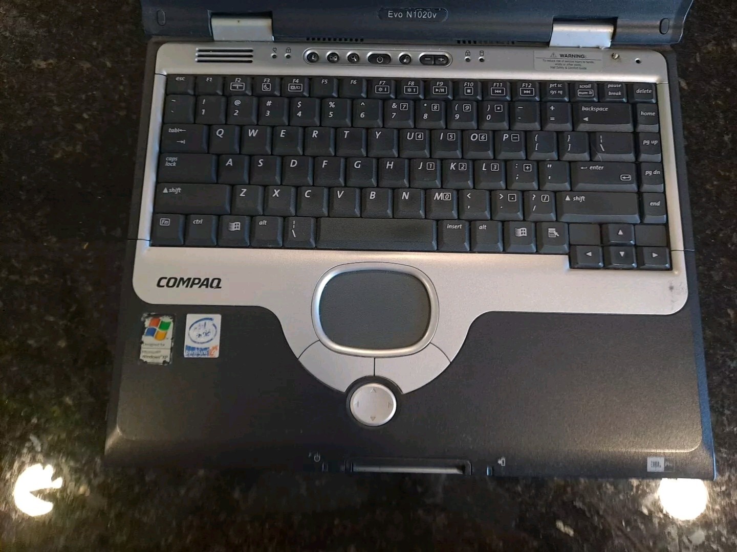 Compaq Evo N1020v Intel Pentium 4 2.4GHz 512MB RAM No HDD