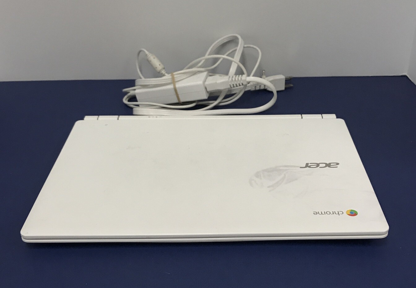 *WIPED*ACER CHROMEBOOK 13 4GBRAM 32GBSSD W/ POWER CABLE WHITE – READ DESCRIPTION
