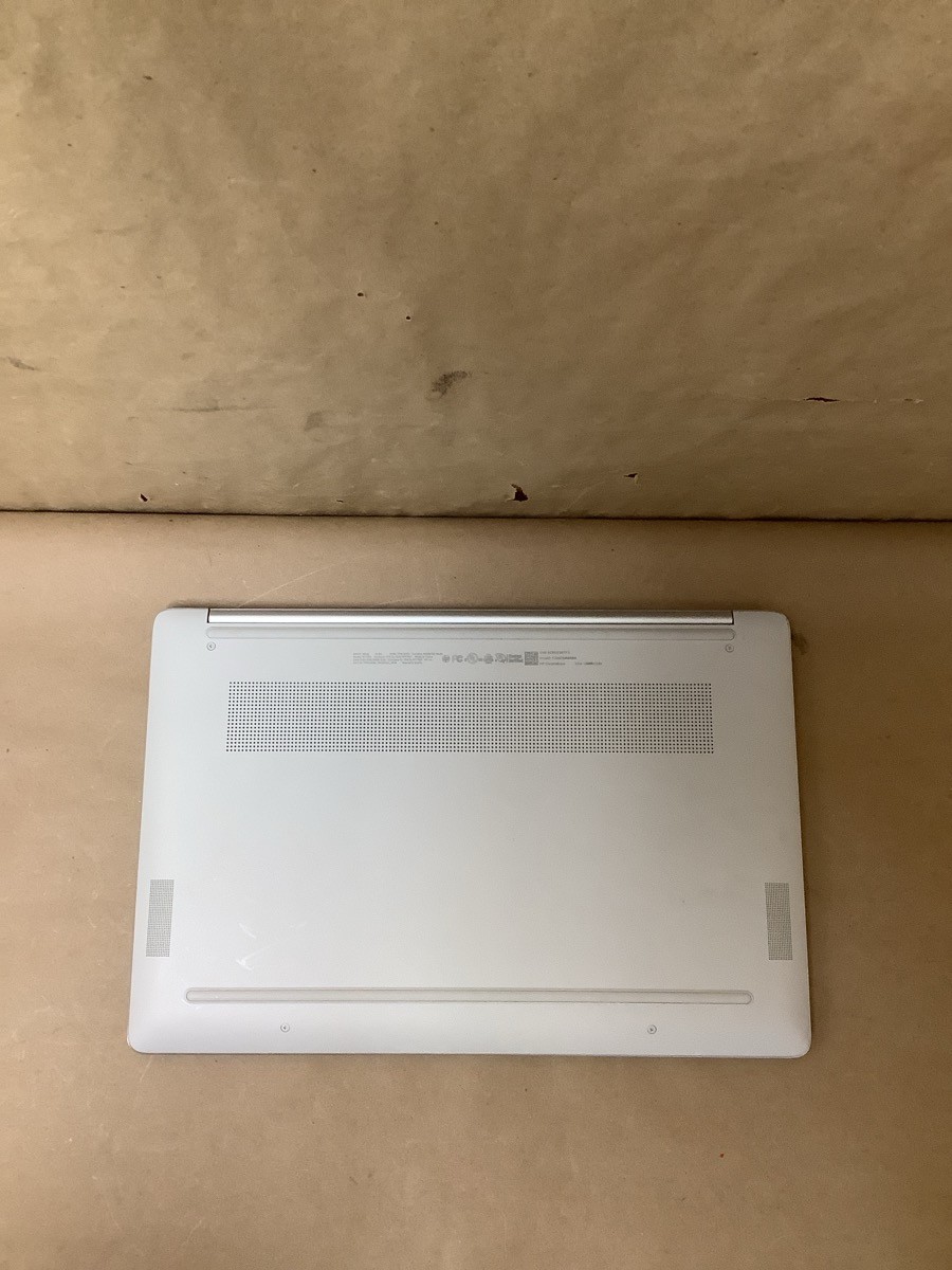 HEWLETT PACKARD MT7921 HP CHROMEBOOK LAPTOP WITH CHARGER (B33008218)