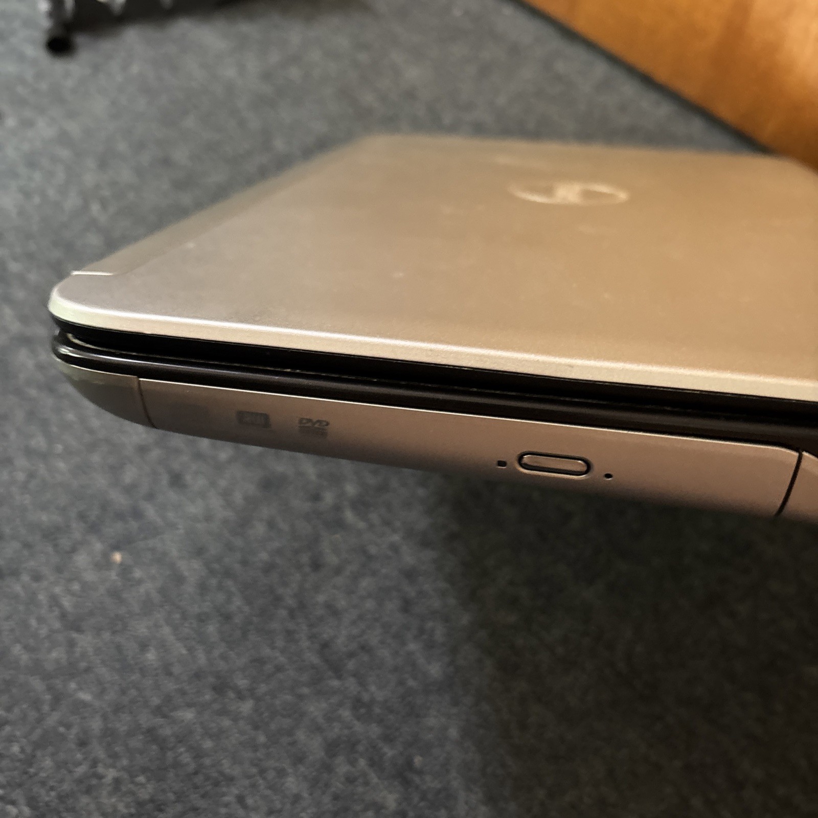 Dell XPS L501X Laptop 600gb HDD 6gb RAM *No Battery DVD Not Working *