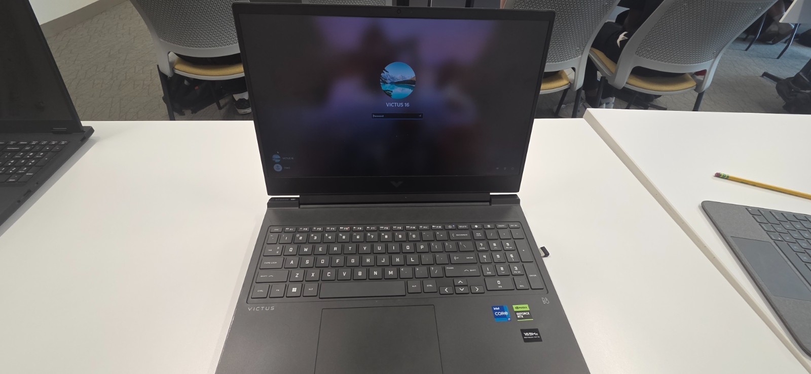 hp victus gaming laptop rtx 4060