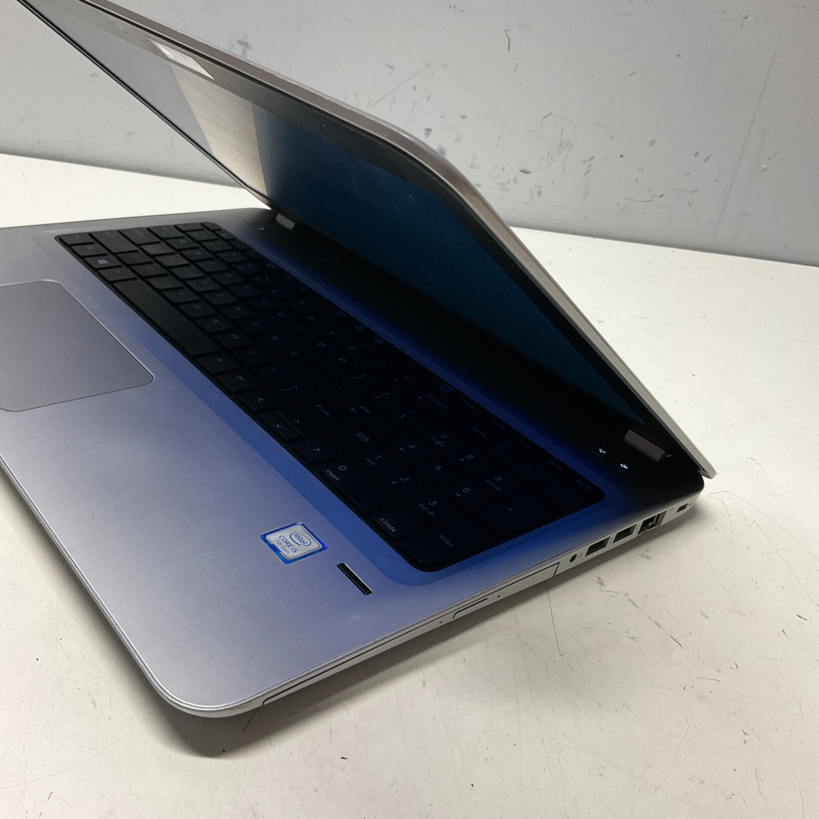 HP ProBook 450 G4 15.6″ i5-7200U 2.50 GHz 8GB 256GB SSD Windows 10 Pro Laptop