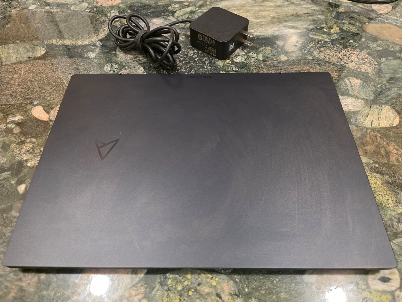 Asus Zenbook 14 OLED Touch (UM3402, 1T SS 990 Pro SSD, 16G RAM AMD Ryzen 7 7730U