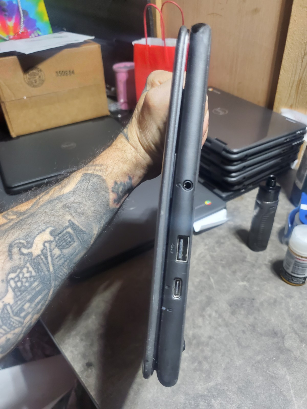 Dell Chromebook 3100, ChromeOS mfg yr 2021