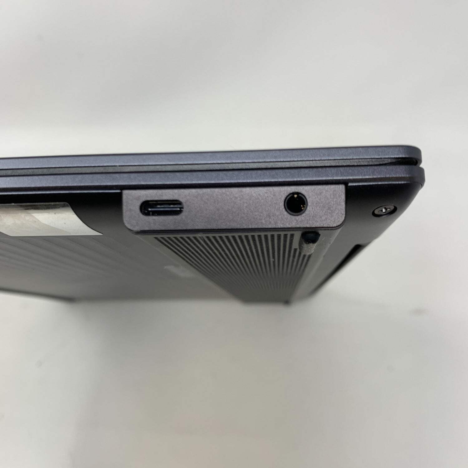 Lenovo ThinkPad X9 14 21QA 14″ Core Ultra 5 228V 2.1GHz 32GB RAM 512GB SSD