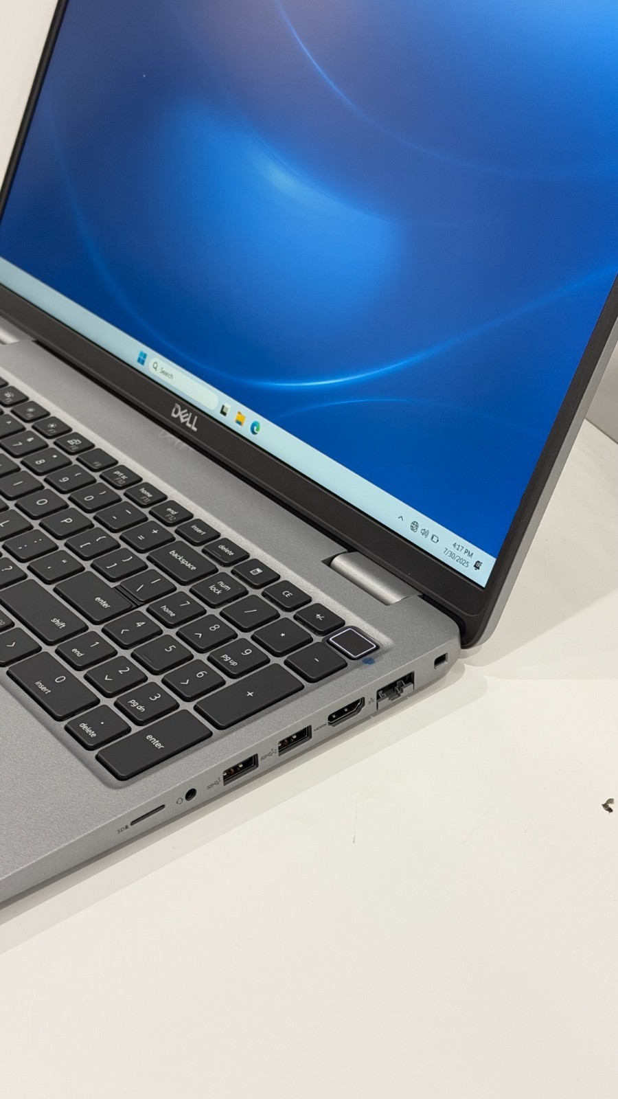 Dell Latitude 5540/15.6″ / i7-1365U / 16GB/512GB/Intel Iris Xe Gpu/Win 11 pro