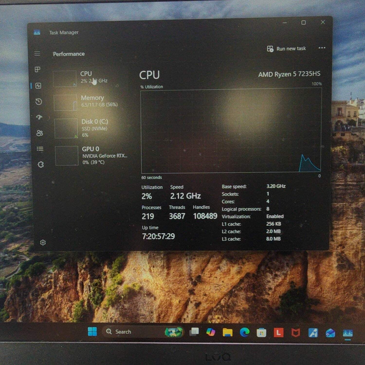 Lenovo LOQ 15 15.6″ Ryzen 5 7235HS 3.2GHz 12GB RAM 512GB SSD GeForce RTX 3050