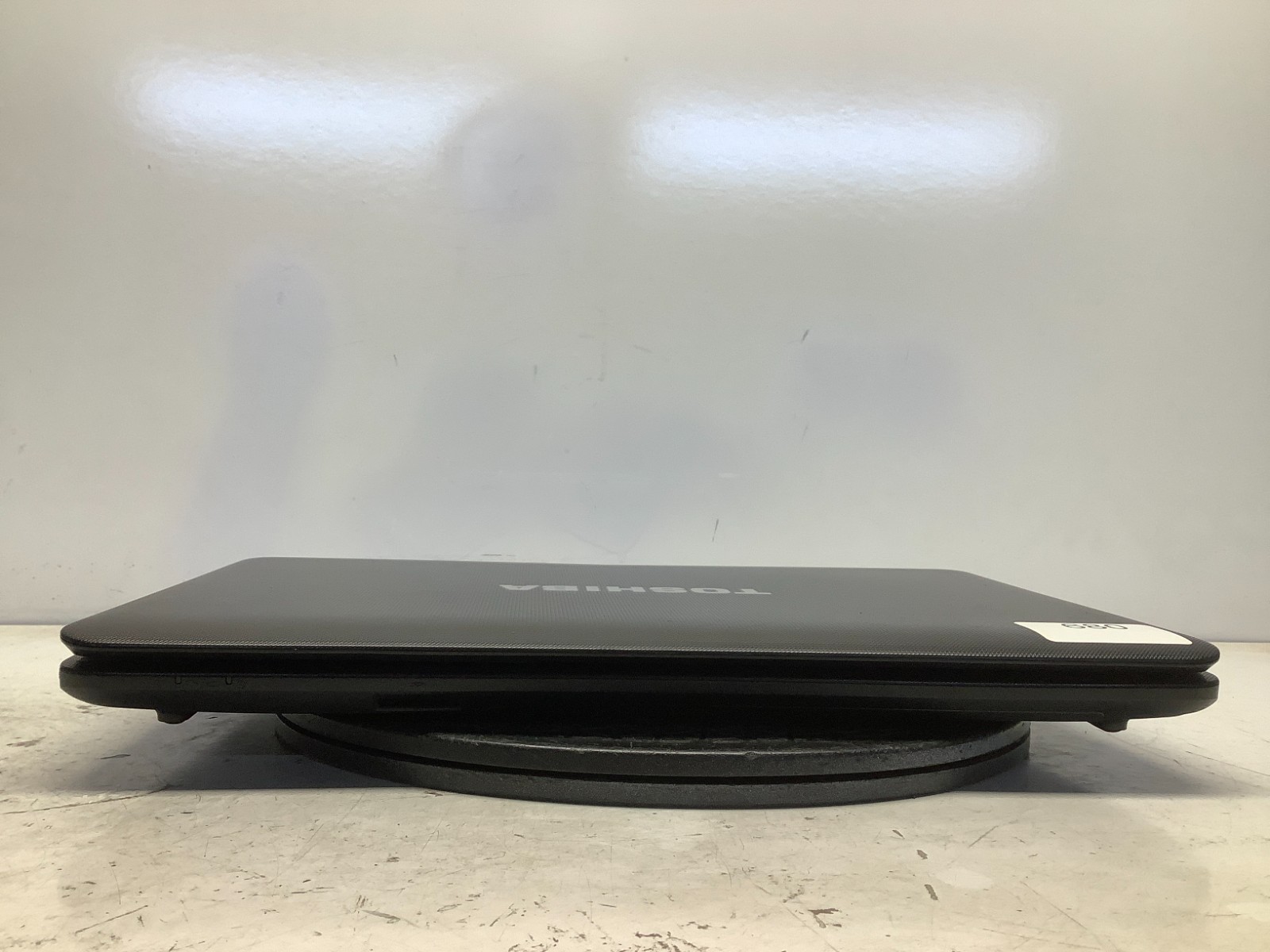 Toshiba Satellite C655D-S5518 AMD E-300 1.3GHz 4 GB NO HDD