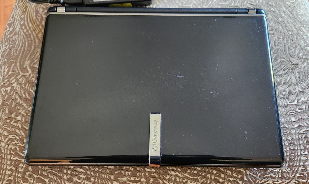 Gateway Notebook, 11.5″, LT3111h, Athlon 64 L110 1200MHz, 1GB RAM, 160GB, NO OS