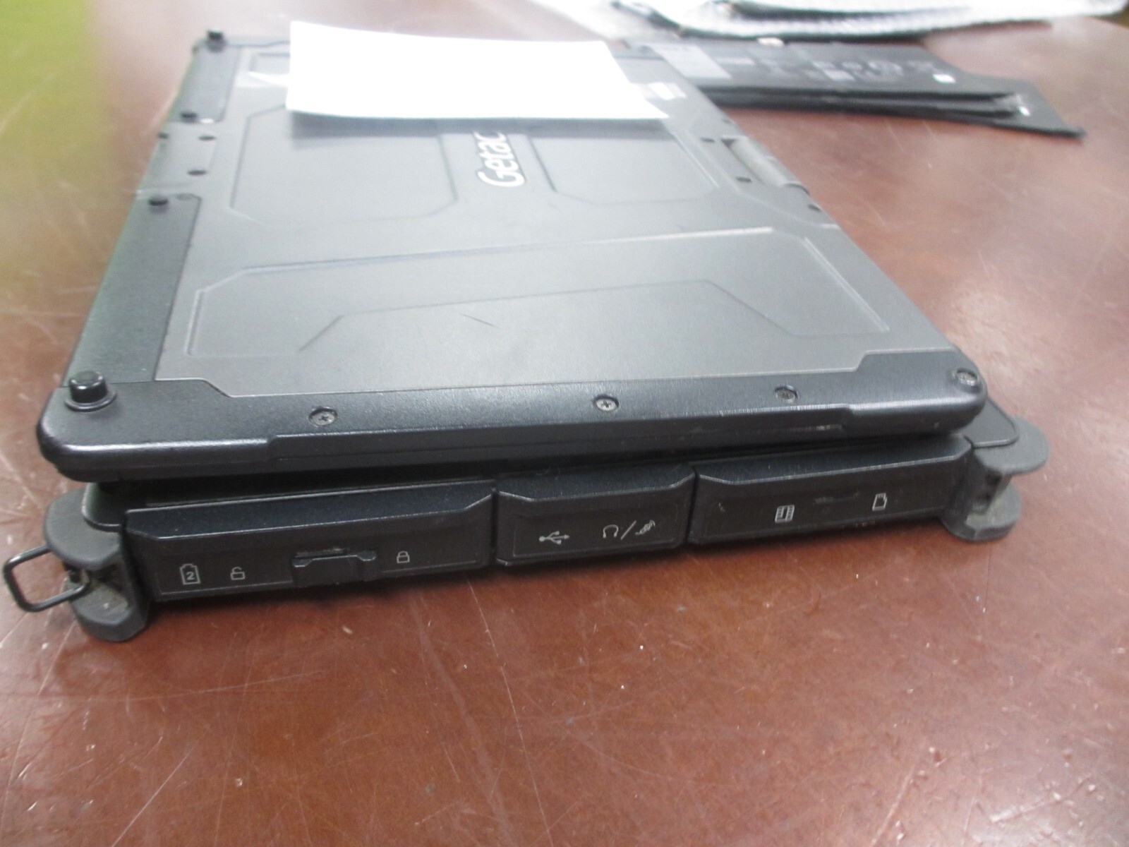 Getac V110 i5 4300U 1.90GHZ 8GB Web-Cam Laptop [NO HDD/CADDY/OS/AC/PEN]*missing