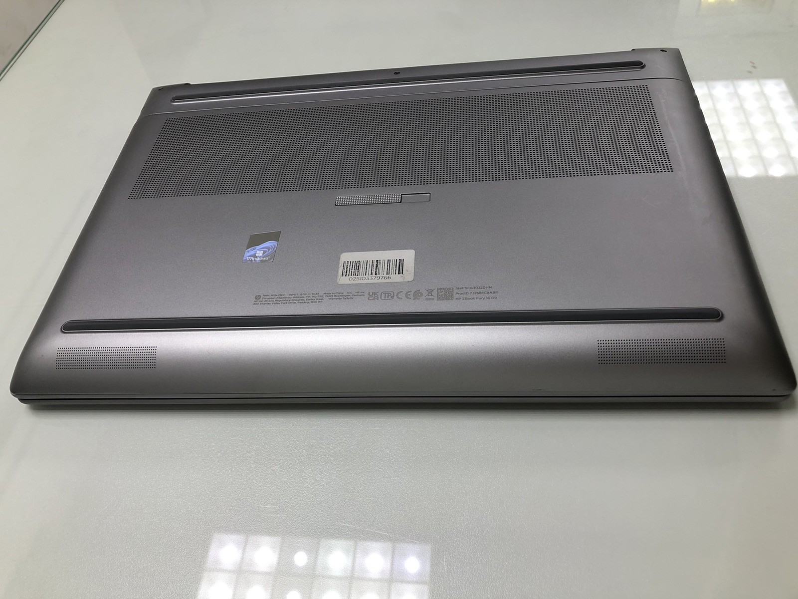 HP ZBook Fury 16 G9 i7-12850HX 32GB 512GB RTX A1000 4GB Workstation Laptop