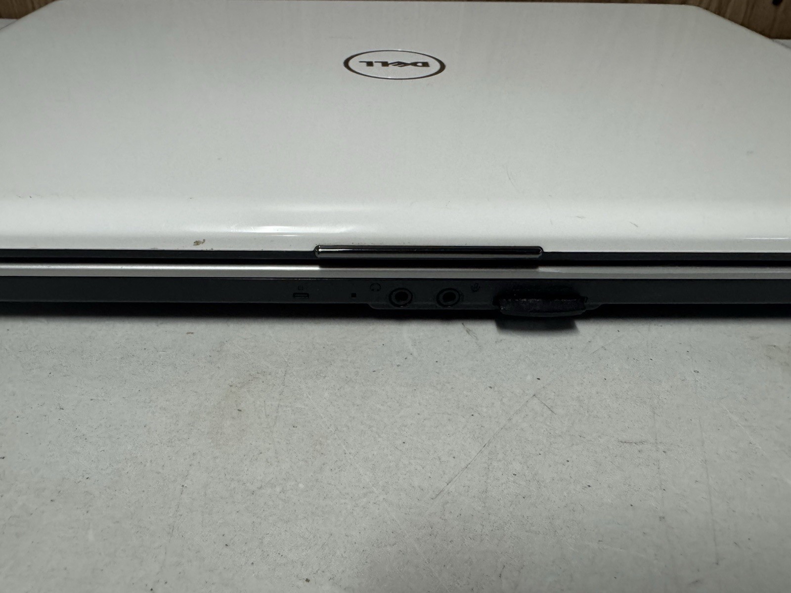 Dell Inspiron 1750 Core 2 Duo 2.20GHz 4GB RAM 500GB HDD No OS Used