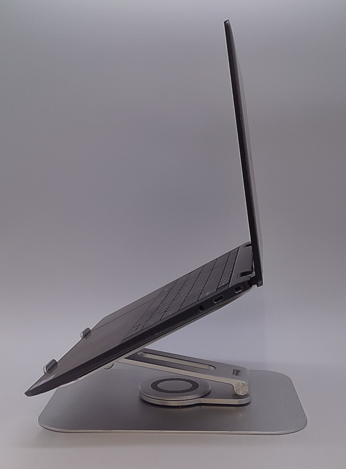 Dell Latitude 9440 2-in-1 14″ TOUCH Intel Core i7-1365U 32GB 512GB SSD USED NOAC