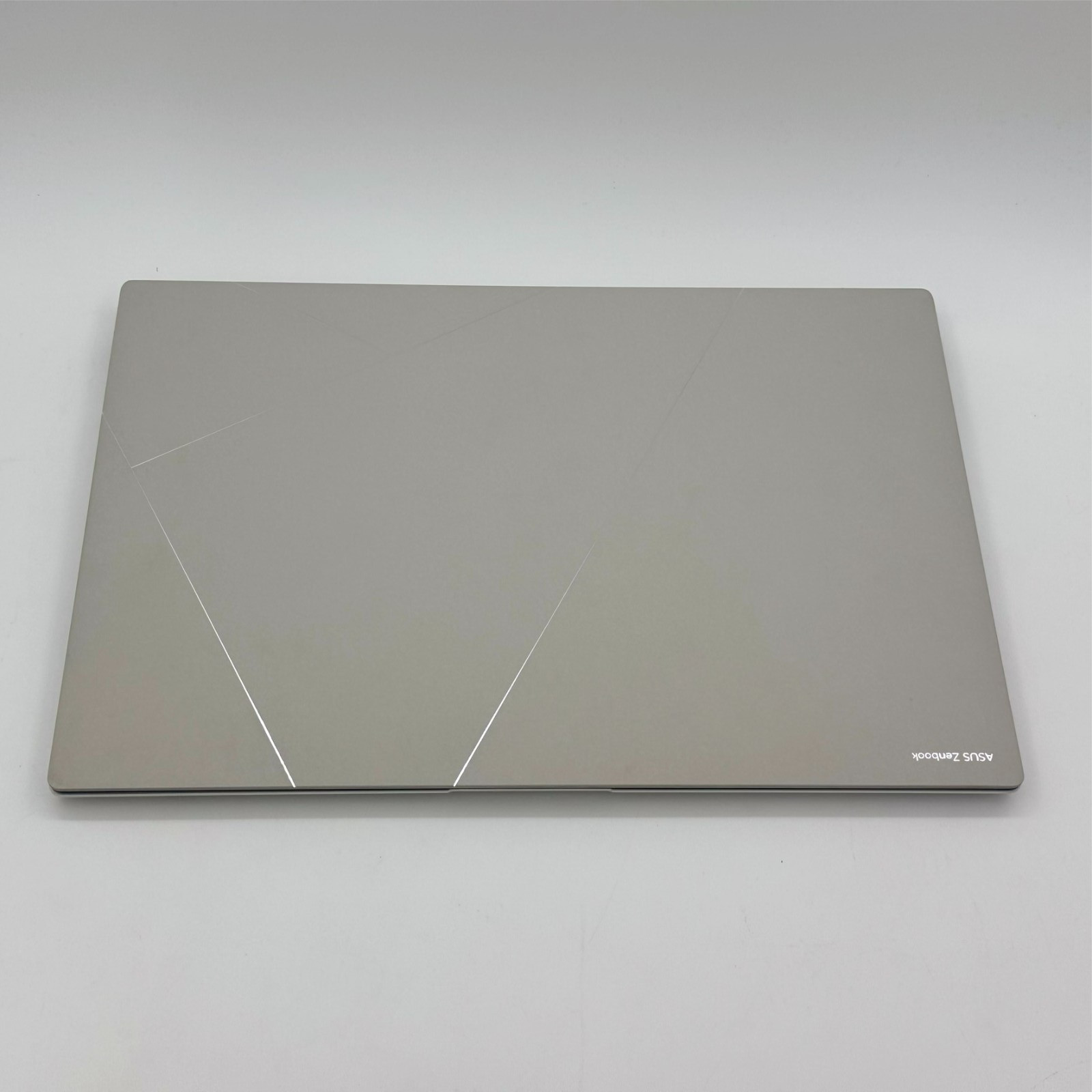 ASUS Zenbook S 16″ 3K OLED AMD Ryzen AI 9 365 24GB 1TB SSD Scandinavian White